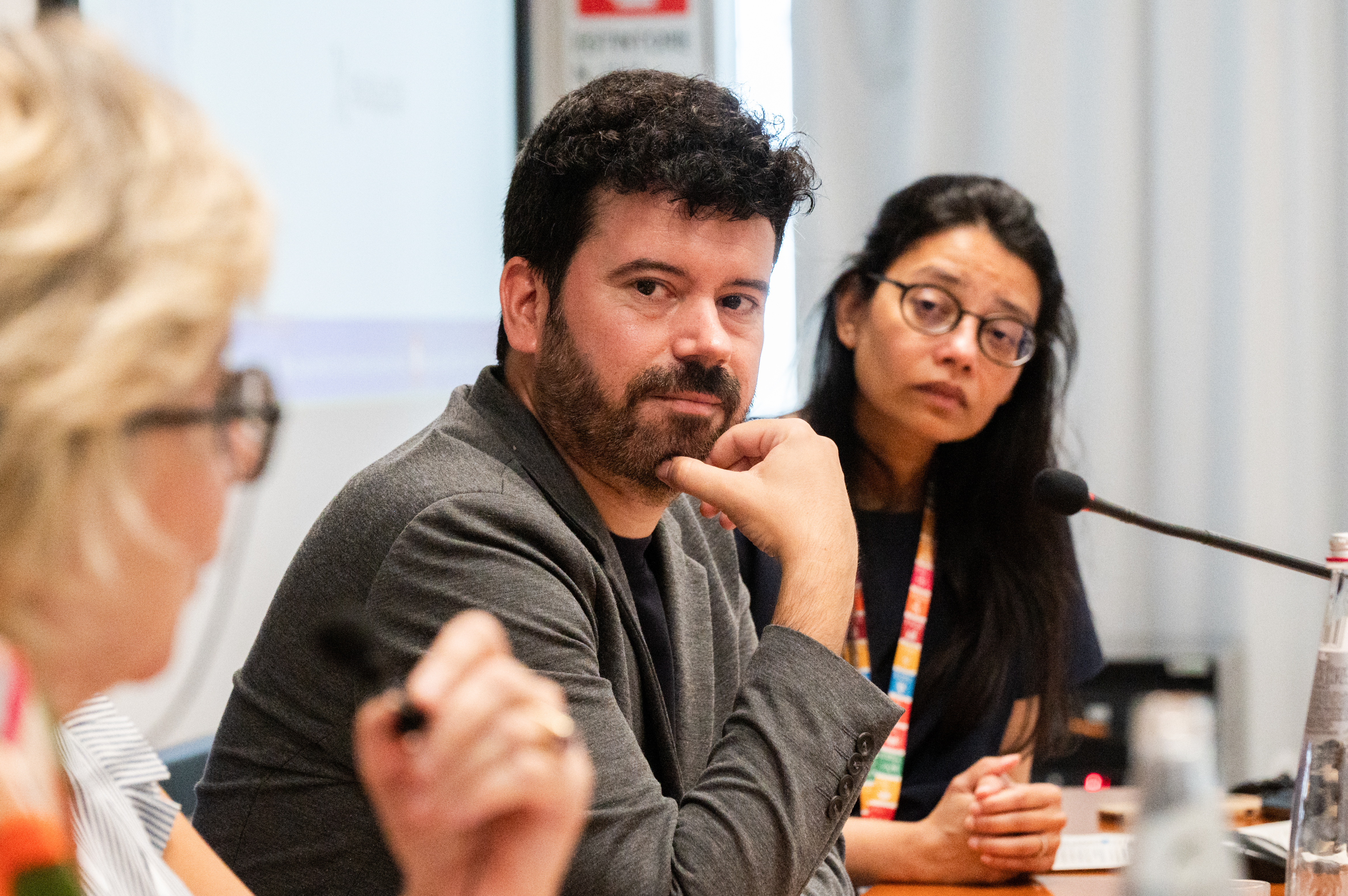 Alexis Roig (left), CEO, SciTech DiploHub, Barcelona's Chief Science and Tech Envoy SciTech DiploHub, Spain; and Payal Patel, TWAS Associate Programme Officer. (Photo: G. Ortolani/TWAS)