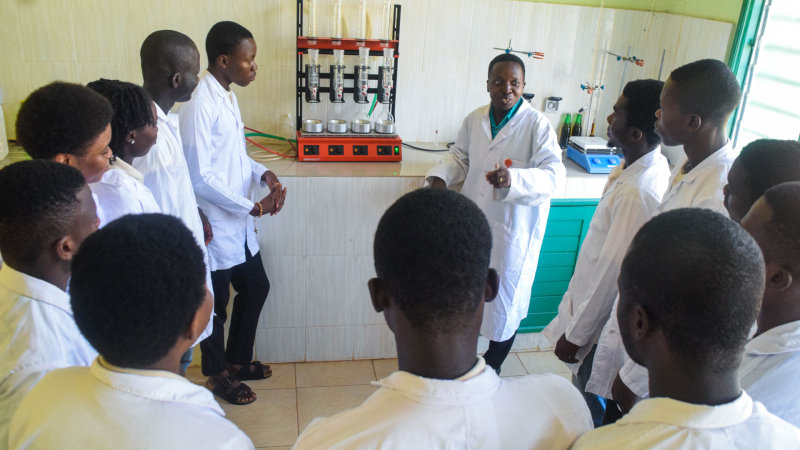 Vahid Aissi Sida maintenance grant - teaching classroom